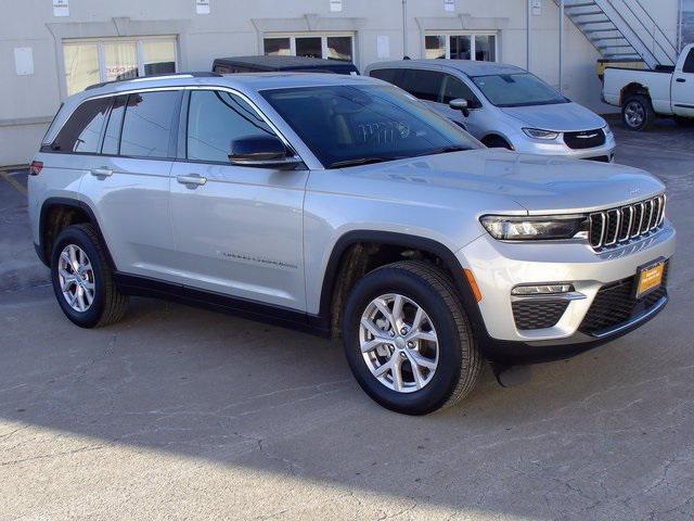 used 2022 Jeep Grand Cherokee car, priced at $32,774