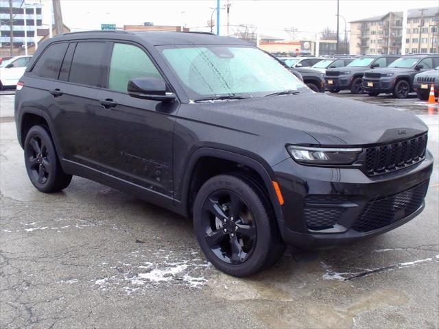 used 2023 Jeep Grand Cherokee car, priced at $35,151