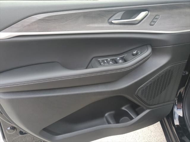 new 2025 Jeep Grand Cherokee L car, priced at $48,210