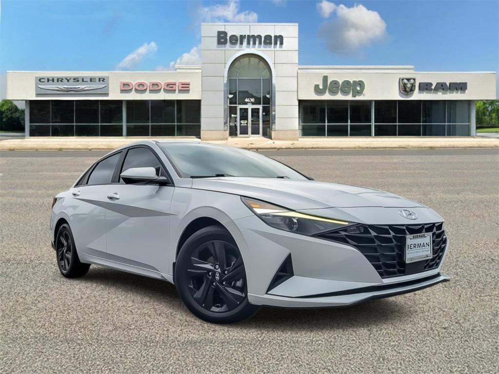 used 2022 Hyundai Elantra car, priced at $17,933