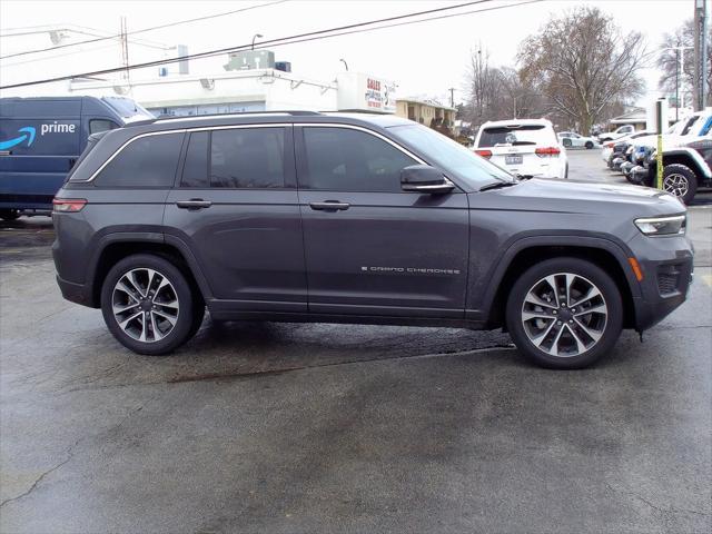 used 2022 Jeep Grand Cherokee car, priced at $36,194