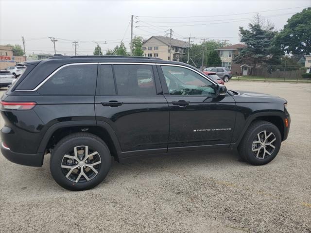 new 2025 Jeep Grand Cherokee car, priced at $41,256