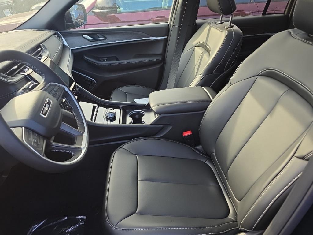 new 2025 Jeep Grand Cherokee car, priced at $52,189