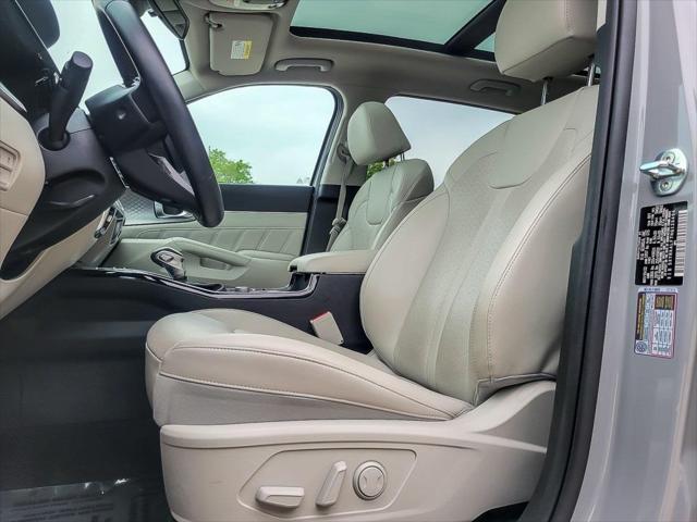 used 2022 Kia Sorento car, priced at $31,950