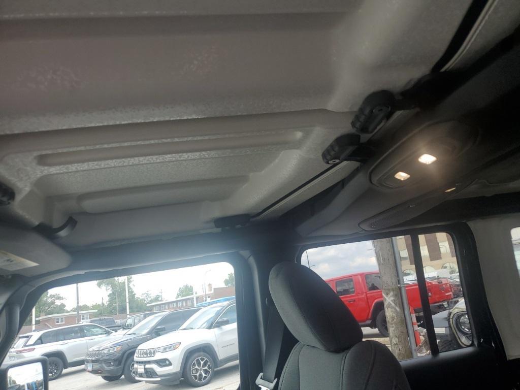 new 2025 Jeep Wrangler car, priced at $49,119