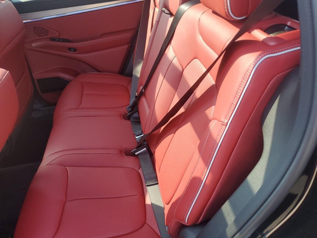 new 2025 Jeep Wagoneer S car, priced at $66,040