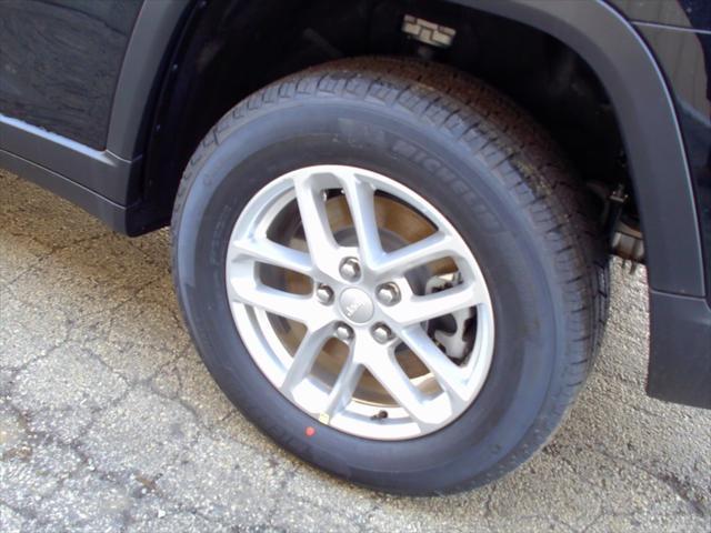 new 2025 Jeep Grand Cherokee L car, priced at $36,533