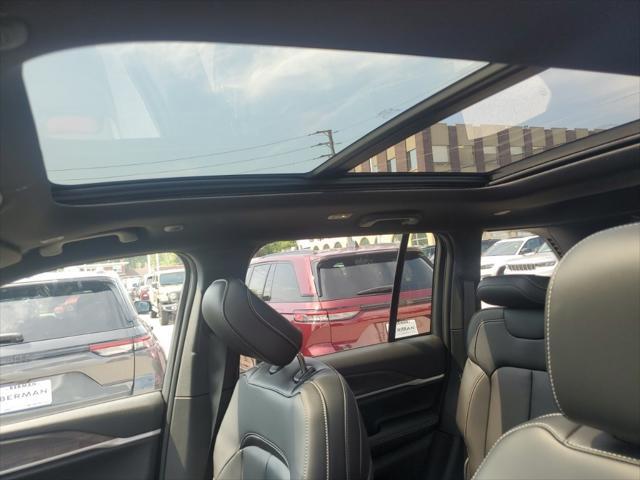 new 2025 Jeep Grand Cherokee car, priced at $44,105
