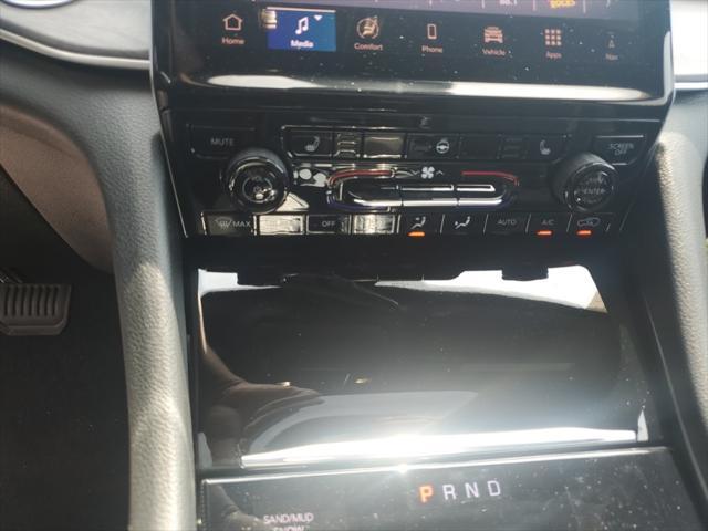 new 2025 Jeep Grand Cherokee car, priced at $44,105