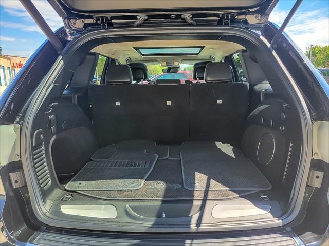 used 2018 Jeep Grand Cherokee car, priced at $17,400