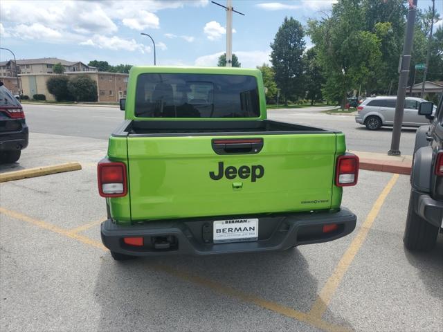 new 2025 Jeep Gladiator car, priced at $42,917