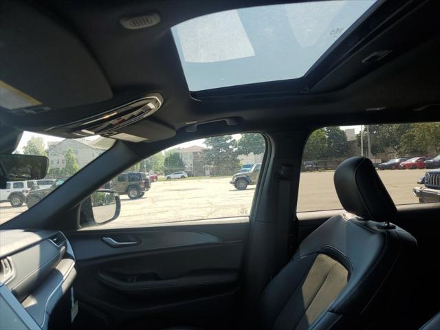new 2025 Jeep Grand Cherokee L car, priced at $41,070
