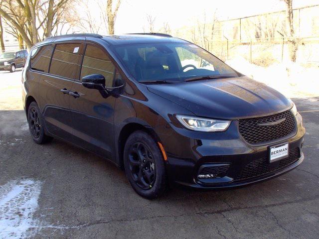 new 2025 Chrysler Voyager car, priced at $40,190