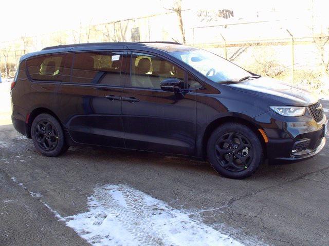 new 2025 Chrysler Voyager car, priced at $40,190