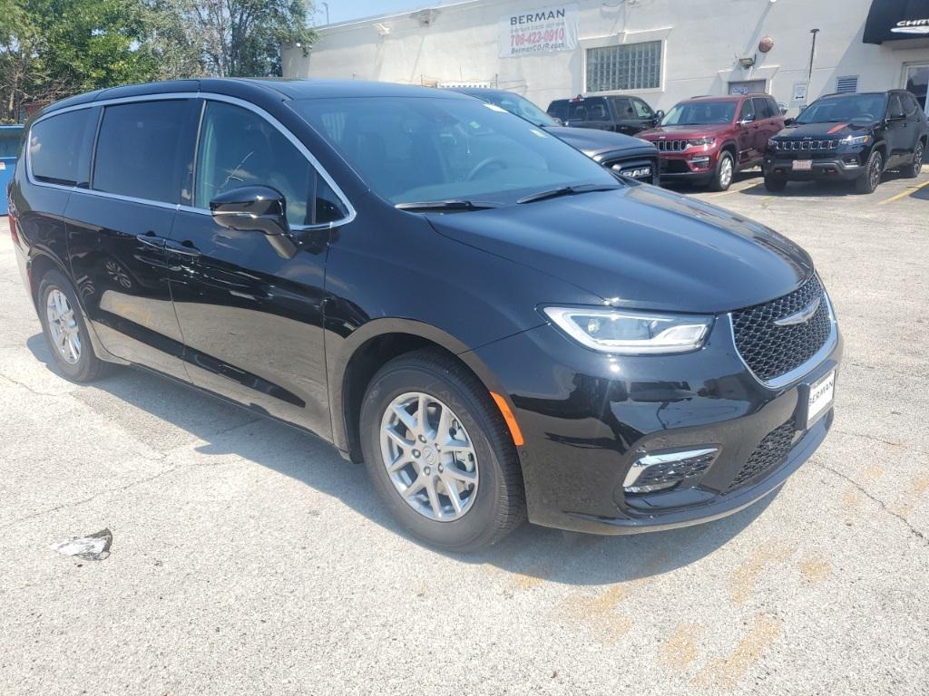new 2026 Chrysler Pacifica car, priced at $47,635