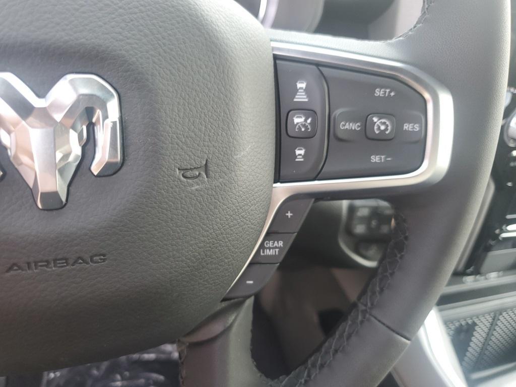 new 2025 Ram 1500 car, priced at $47,555