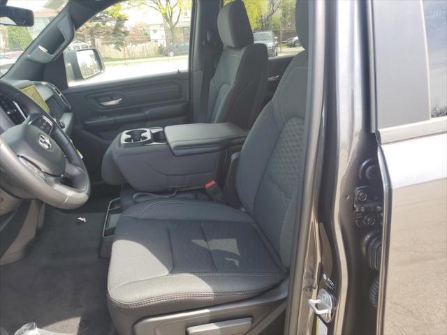 new 2025 Ram 1500 car, priced at $45,031