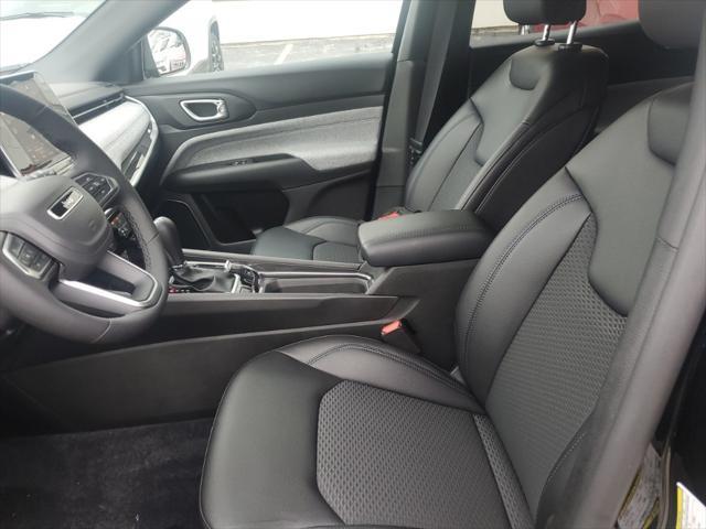 new 2025 Jeep Compass car, priced at $27,684