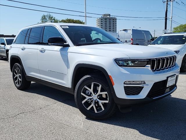 new 2024 Jeep Grand Cherokee car, priced at $38,730