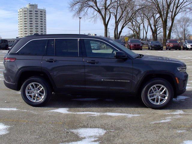 new 2025 Jeep Grand Cherokee car, priced at $35,458