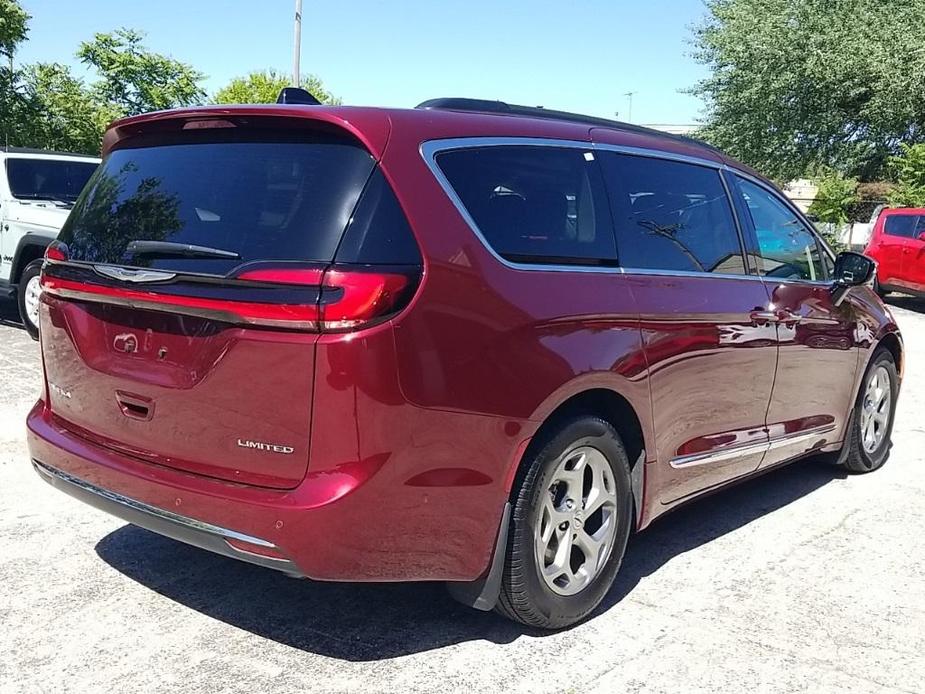 used 2023 Chrysler Pacifica car, priced at $41,000
