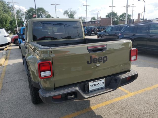 new 2025 Jeep Gladiator car, priced at $42,917