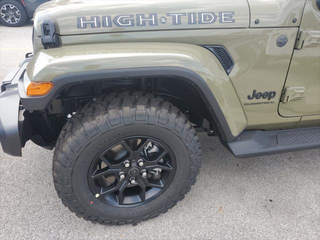 new 2025 Jeep Gladiator car, priced at $42,917