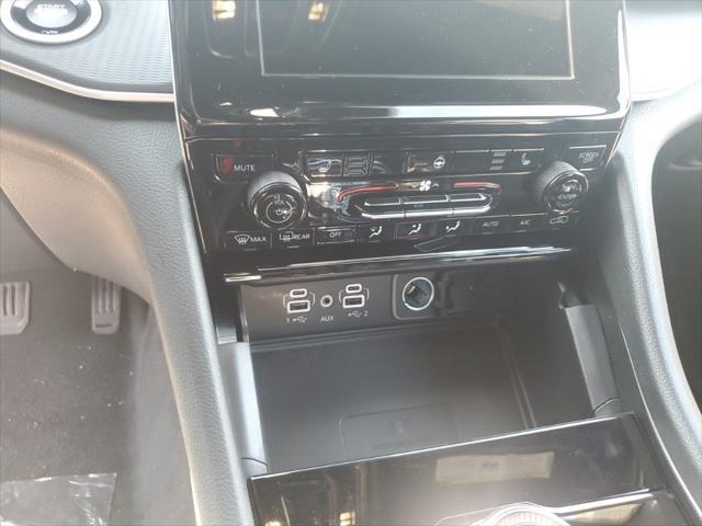 new 2025 Jeep Grand Cherokee L car, priced at $41,070