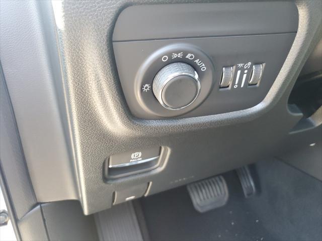 new 2025 Jeep Grand Cherokee L car, priced at $41,070