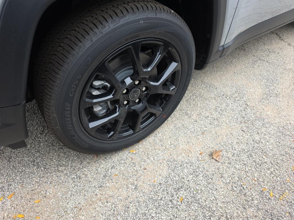 new 2026 Jeep Compass car, priced at $32,257