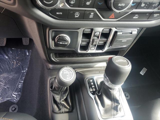 new 2025 Jeep Gladiator car, priced at $42,917