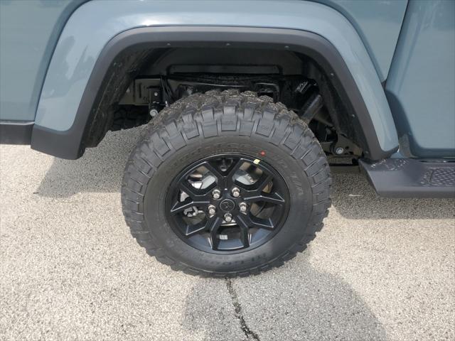new 2025 Jeep Gladiator car, priced at $42,917