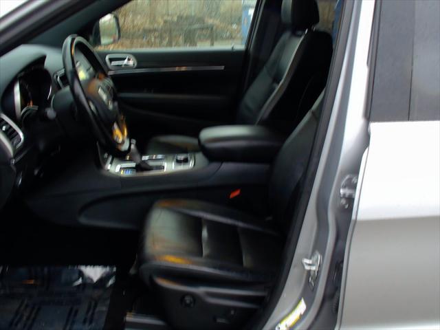 used 2021 Jeep Grand Cherokee car, priced at $26,059