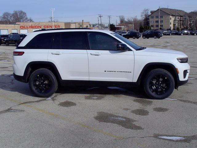 new 2025 Jeep Grand Cherokee car, priced at $38,842