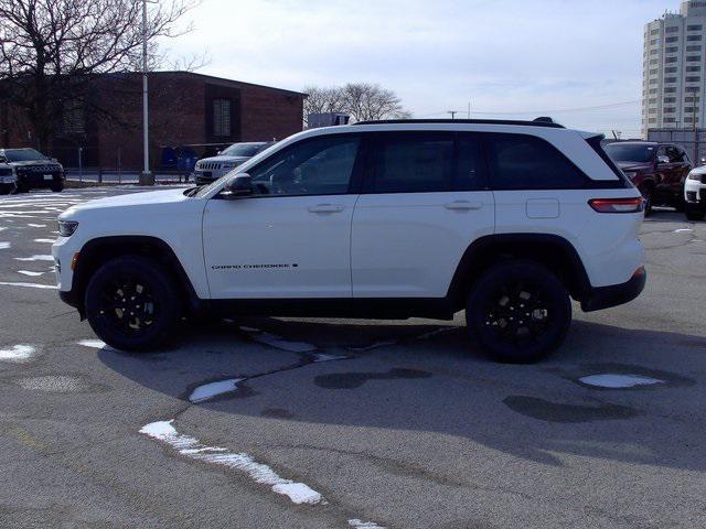 new 2025 Jeep Grand Cherokee car, priced at $38,842