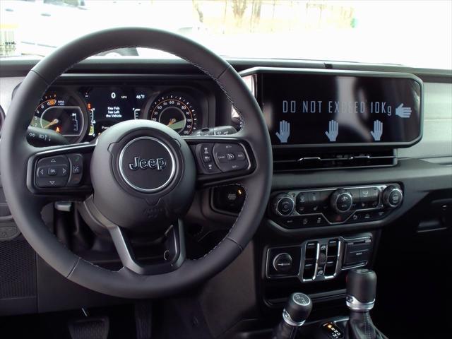 new 2025 Jeep Wrangler car, priced at $46,733