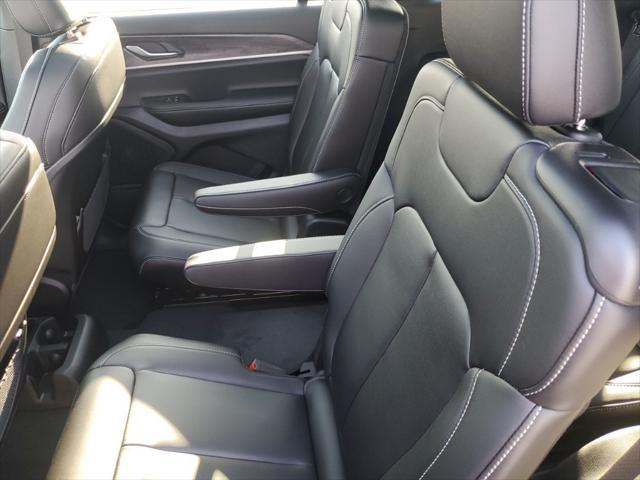 new 2025 Jeep Grand Cherokee L car, priced at $48,020
