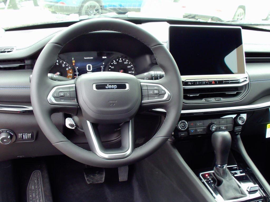 new 2025 Jeep Compass car, priced at $27,323