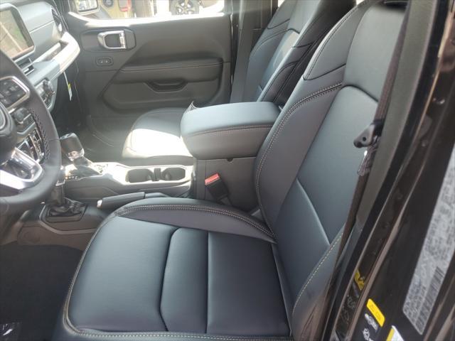 new 2025 Jeep Wrangler car, priced at $50,771