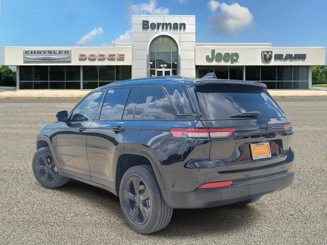 used 2022 Jeep Grand Cherokee car, priced at $32,986