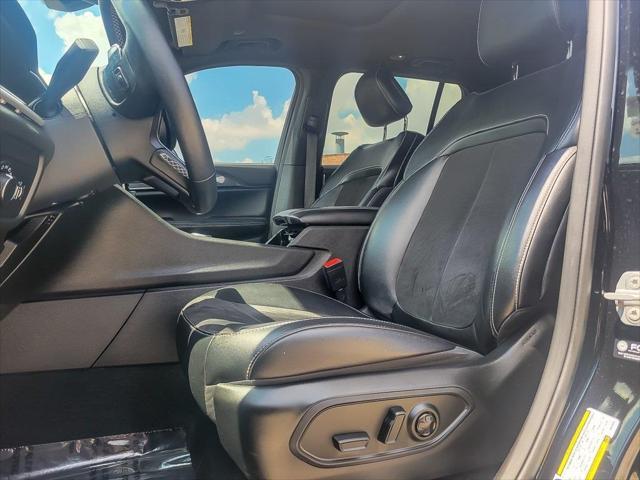 used 2022 Jeep Grand Cherokee car, priced at $32,986