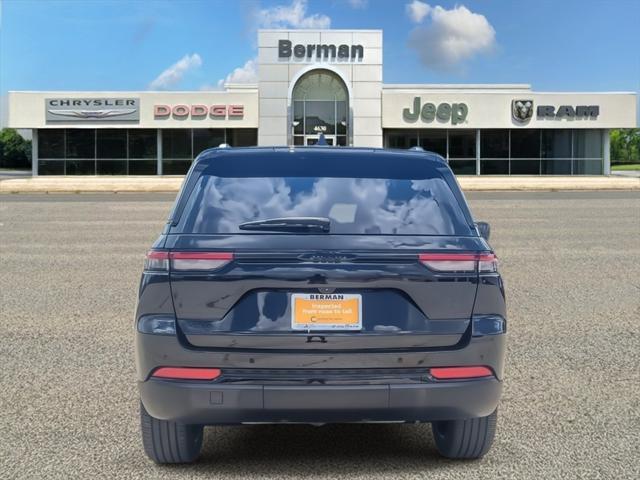 used 2022 Jeep Grand Cherokee car, priced at $32,986