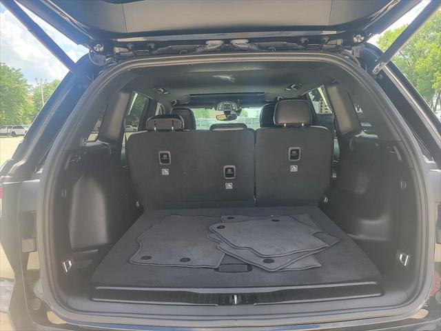 used 2022 Jeep Grand Cherokee car, priced at $32,986