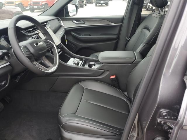 new 2025 Jeep Grand Cherokee L car, priced at $48,020