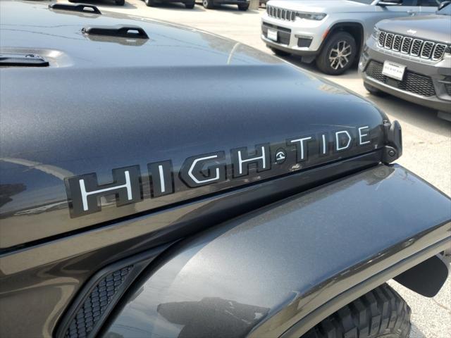 new 2025 Jeep Gladiator car, priced at $40,417