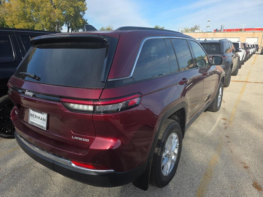 new 2025 Jeep Grand Cherokee car, priced at $42,840