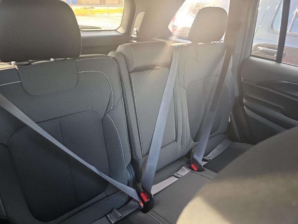 new 2025 Jeep Grand Cherokee car, priced at $42,840