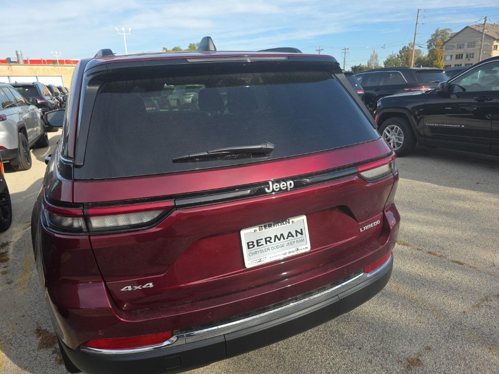 new 2025 Jeep Grand Cherokee car, priced at $42,840
