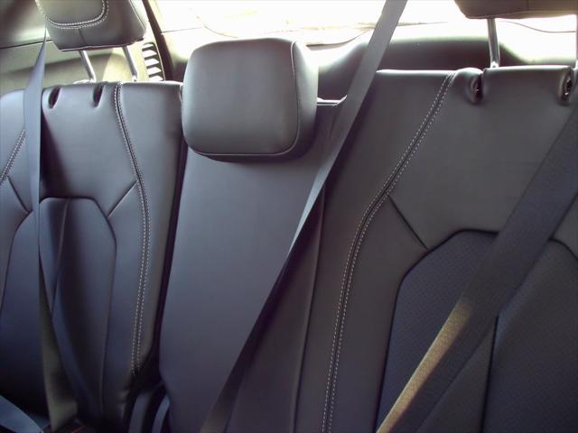 new 2025 Chrysler Pacifica Hybrid car, priced at $46,530