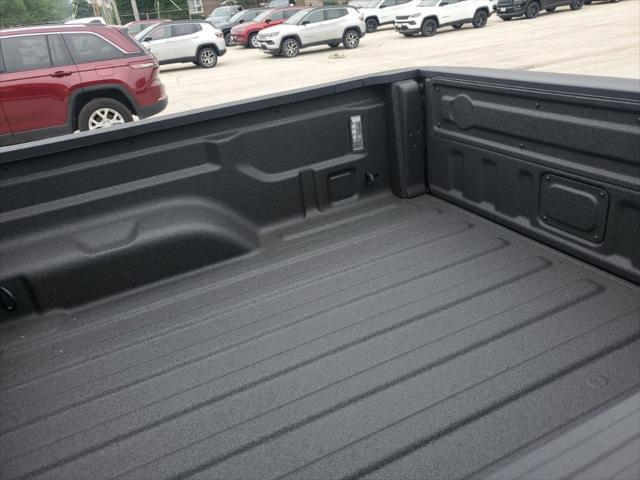 new 2025 Jeep Gladiator car, priced at $42,917